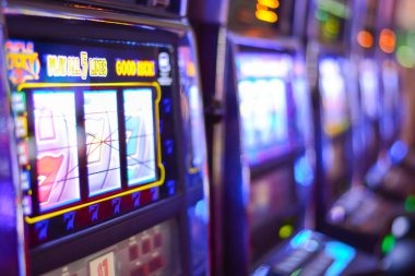 Bigger Bass Bonanza mobile interface showing free spins bonus round with multiplier display Bigger Bass Bonanza mobile interface showing free spins bonus round with multiplier display